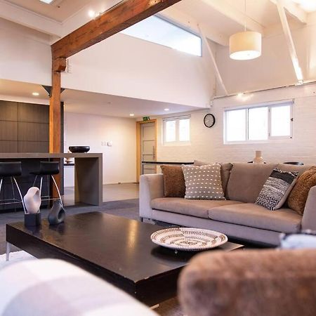 True New York Style Newmarket Loft Apartment أوكلاند المظهر الخارجي الصورة