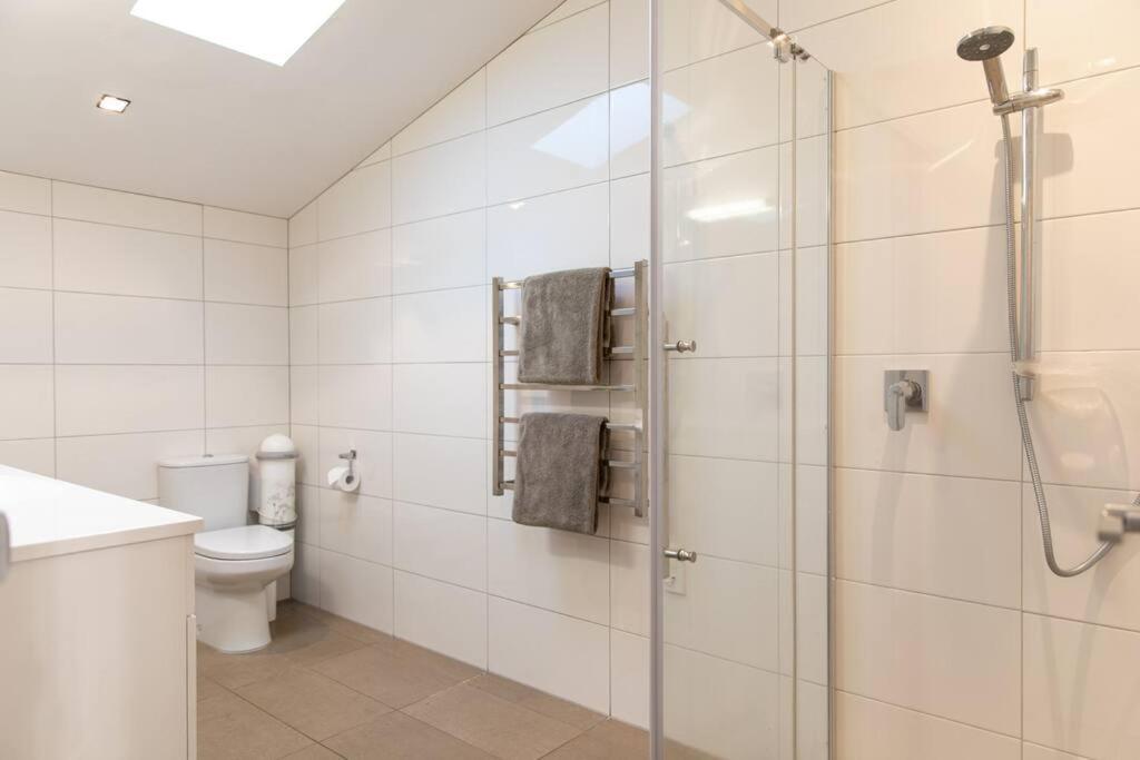 True New York Style Newmarket Loft Apartment أوكلاند المظهر الخارجي الصورة