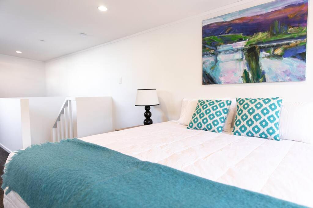 True New York Style Newmarket Loft Apartment أوكلاند المظهر الخارجي الصورة